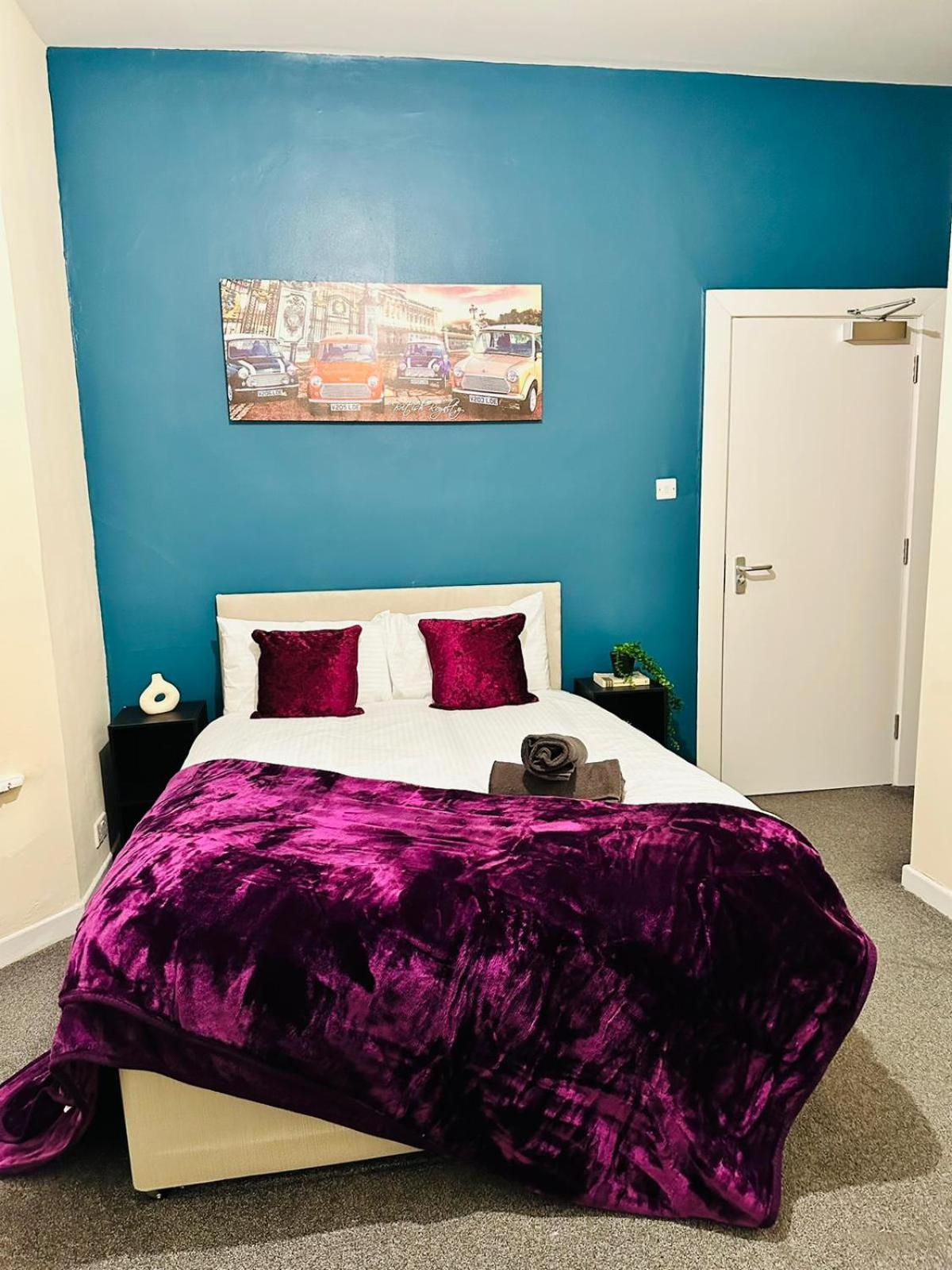 Hotel Elm Vale